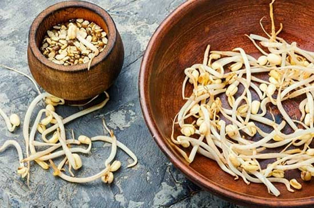 این خوردنی مفید را هرگز خام مصرف نکنید