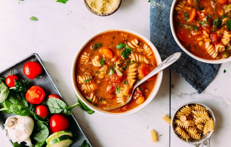 سوپ مینسترونه کلاسیک