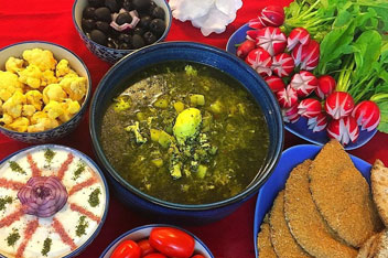 طرز تهیه اشکنه؛ خوشمزه و آسان