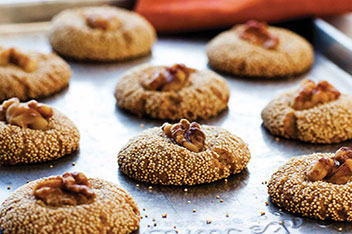 طرز تهیه شیرینی گردویی