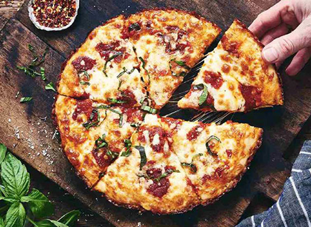 پیتزا تابه‌ای؛ به روش ترکیه‌ای