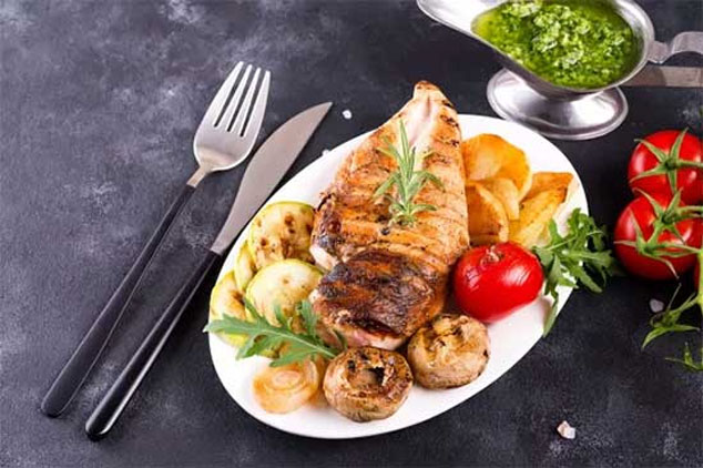 فیله مرغ با سس پستو