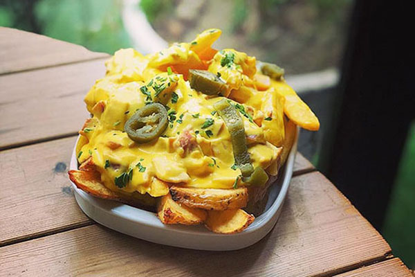 سیب‌زمینی پنیری ساده