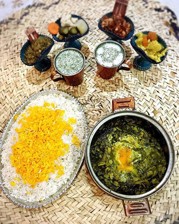 معروف‌ترین غذا‌های گیاهی رشتی؛ باقلاقاتق، میرزا قاسمی...