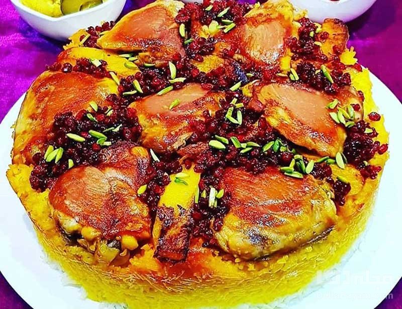 طرز تهیه ته‌دیگ بال مرغ