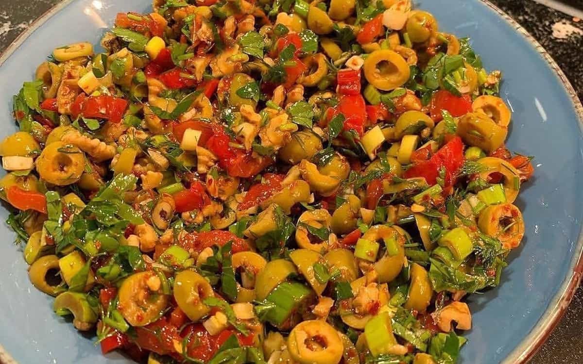 سالاد زیتون