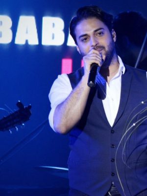 ای کاش هر کدوم از ما تو زندگیامون به مهربونی (من هستم) باشیم