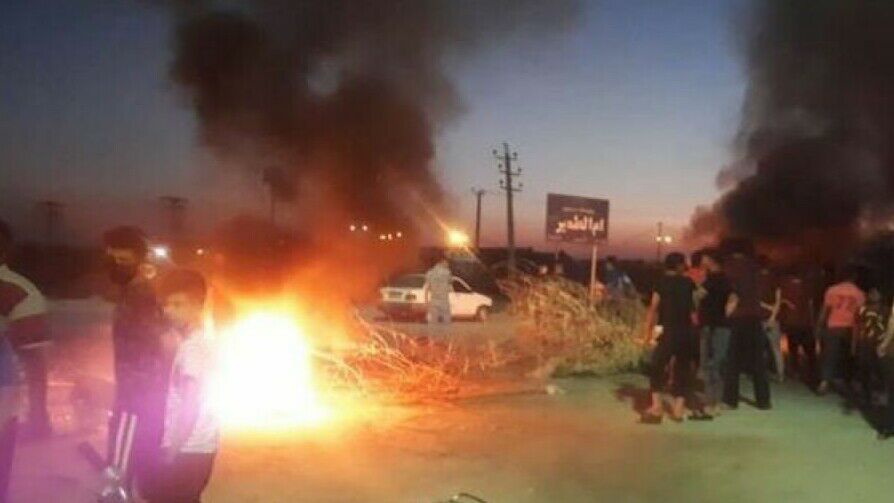 مشکلات را به مسئولین بگویید اگر کاری نکردند خودتان اقدام کنید