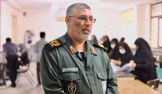 هشدار یک فرمانده نیروی دریایی سپاه به آمریکایی‌ها: نگاه چپ به ایران کنید، پاسخ کوبنده دریافت می‌کنید