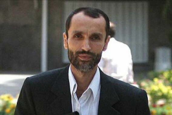 ورود اعتراضی معاون رئیس جمهور سابق به دفتر روزنامه شرق