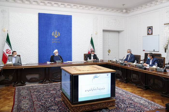 کلیات طرح فروش داخلی نفت در شورای هماهنگی اقتصادی سران قوا، تصویب شد