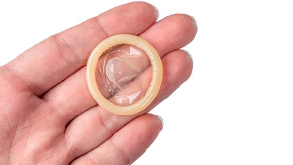 کاندوم چیست و چه کاربردی دارد؟