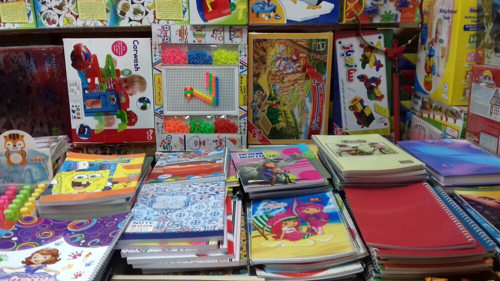 کرونا و گرانی؛ کسی لوازم‌ التحریر می‌ خرد؟