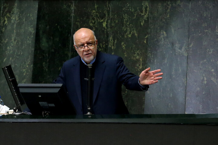 افزایش ۲۵ میلیون تنی ظرفیت تولید پتروشیمی در سال ۹۹