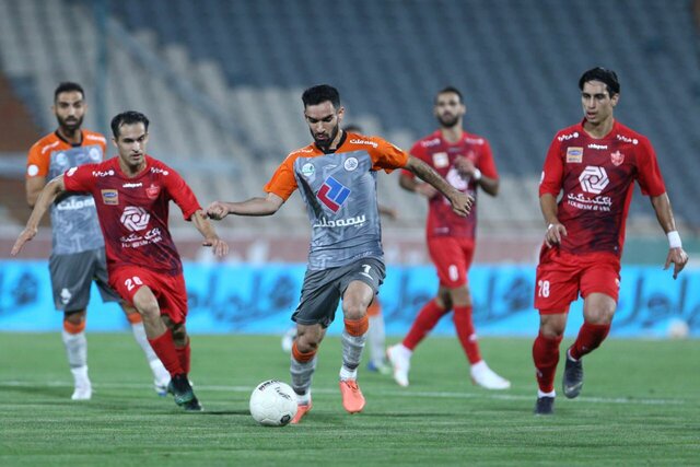 لیگ برتر بیستم به تعویق افتاد