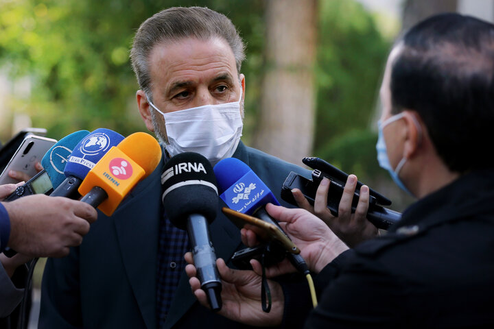 واعظی: مردم به سفر نروند