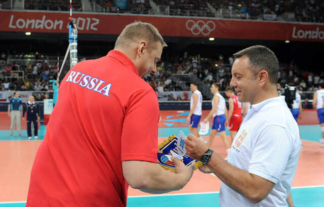 فدراسیون جهانی والیبال به انتخاب سرمربی تیم ملی ایران واکنش نشان داد