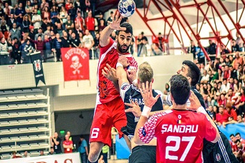 پیروزی بوزائو در لیگ رومانی با درخشش ایرانی ها