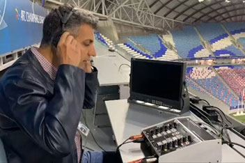 عادل فردوسی‌پور: با شبکه‎های آن‌ور آبی مذاکره نمی‌کنم