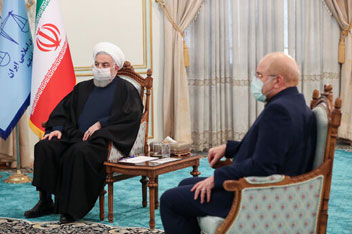 واکنش به توهین قالیباف به روحانی