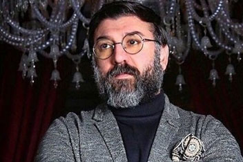 پزشک معالج انصاریان: او در قید حیات است، شایعه نسازید