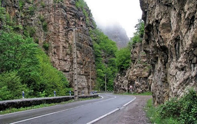 ورود به جاده چالوس ممنوع شد