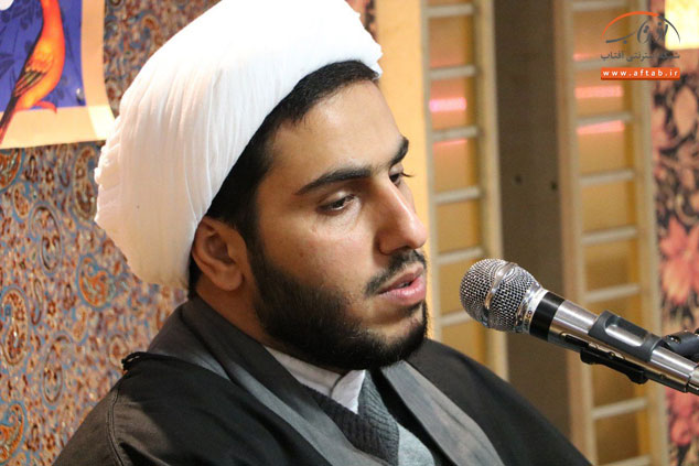 محمد علی آجودانی: کسانی که از لیبرالها و منافقین دفاع میکنند پیش ملت عزیز و شهید داده ی ما راهی ندارند