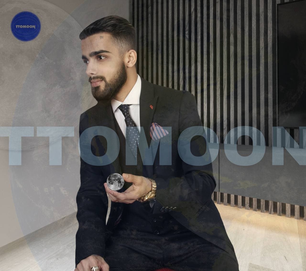 نظر شهزاد دانا درباره سکونت انسان روی کره ماه چیست؟