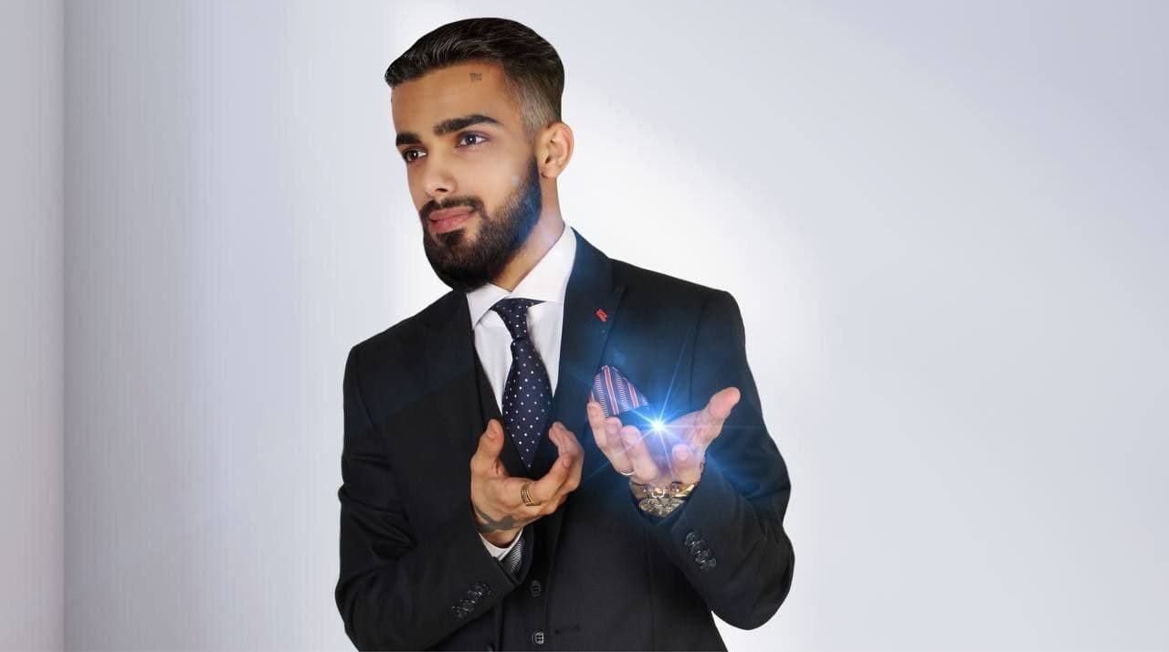 سفر به کره ماه با شهزاد دانا