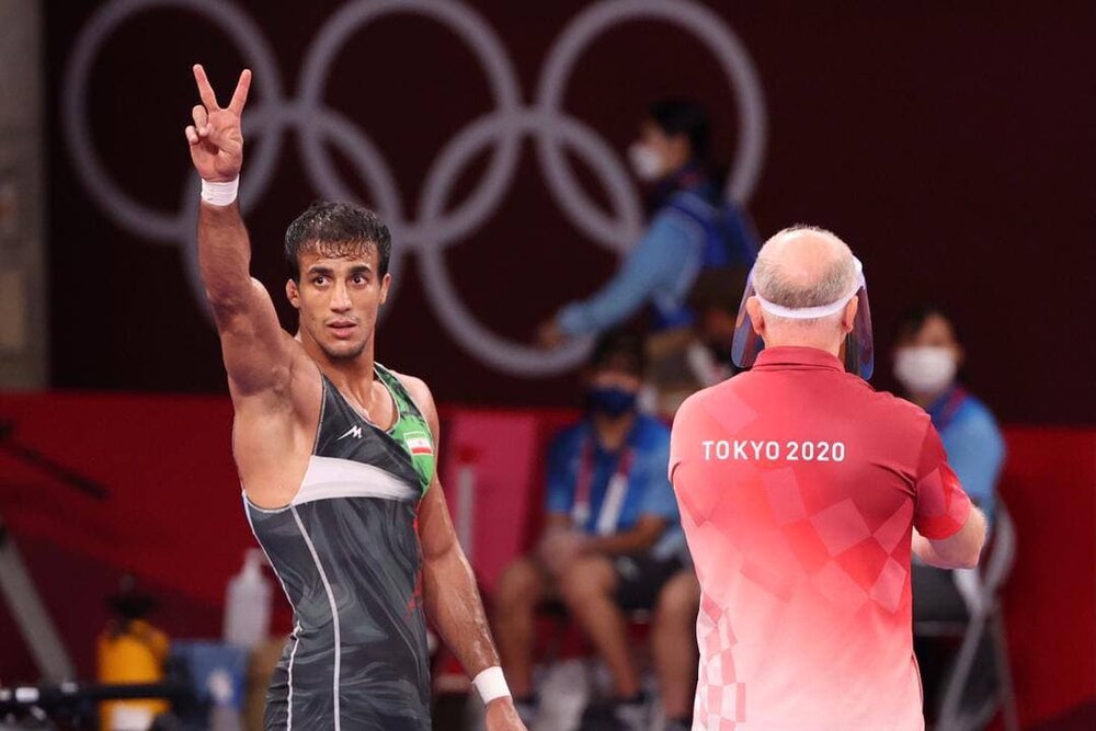 “سنجاب پرنده” گرایی را به نیمه نهایی رساند