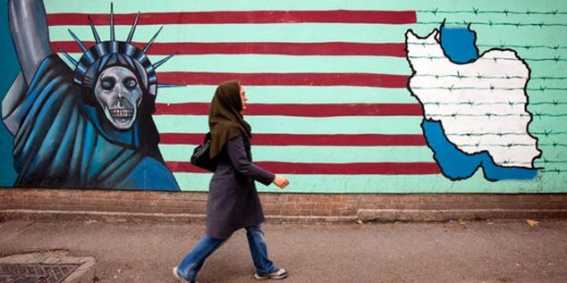 دولت سیزدهم، گفتگو با غرب را ادامه می‌دهد یا مقابله می‌کند؟