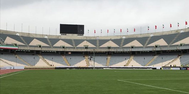 هدیه تاریخی عزیزی‌خادم به مردم ایران؛ سکوهای خالی!