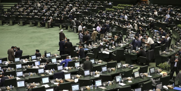 بررسی عملکرد روحانی در ستاد مقابله با کرونا در دستور کار مجلس قرار گرفت