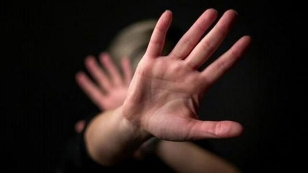 چرا برخی مردان دست به خشونت علیه زنان می‌زنند؟