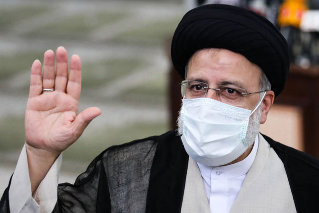 مراسم روز دانشجو با حضور رئیس جمهور در دانشگاه صنعتی شریف آغاز شد