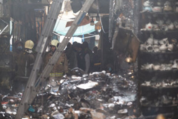 آتش یکی از زیباترین بخش‌های بازار تهران را سیاه کرد