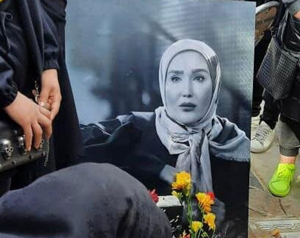 در مراسم تشییع پیکر زهره فکورصبور چه گذشت؟