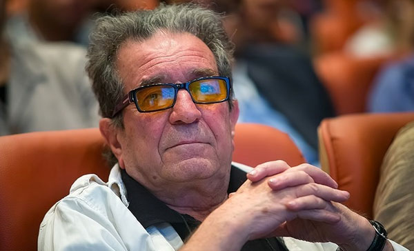 فریاد همراه با اشک مهرجویی ۸۲ ساله: دیگر نمی‌توانم تحمل کنم، حقم را می‌گیرم!