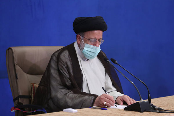 دستور رییس جمهور به وزیر کشور برای رسیدگی به اتفاقات مسابقه ایران لبنان