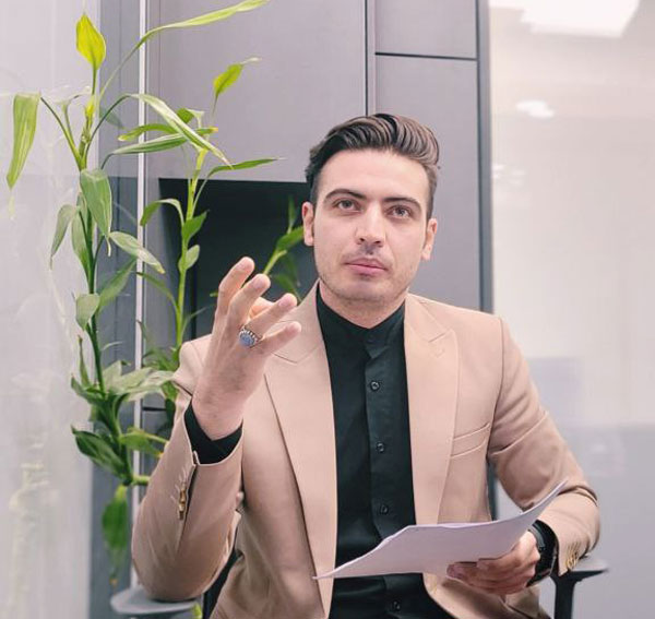 گفتگویی اختصاصی با فریبرز آقالو، دانش پژوه ارشد حقوق، پیرامون " نکات حقوقی و قضایی در نقل و انتقال و خرید و فروش خودرو بصورت وکالتی "