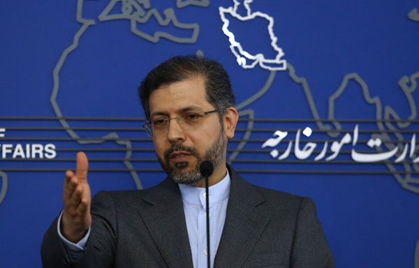 خطوط قرمز در مذاکرات رعایت شده است / بیش از یک موضوع میان ما و آمریکا باقی مانده است