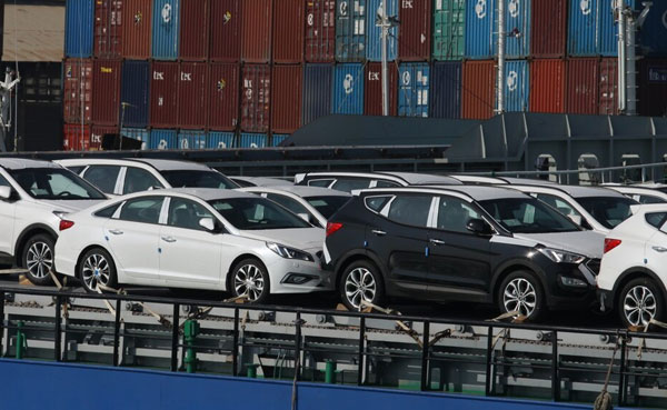 منتظر سقوط قیمت خودرو با شروع واردات باشید