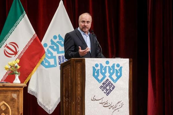 قالیباف: بدون شک مهم‌ترین اولویت‌ نظام جمهوری اسلامی آموزش و پرورش است