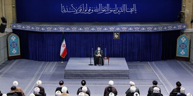 ائمه جمعه با رفتار خود امر به تقوا کنند / تفاوت گفتار و رفتار امام جمعه مستمع را سر لج می‌آورد