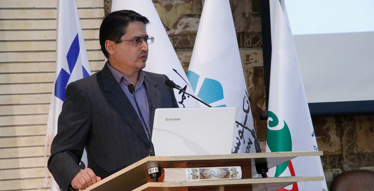 عنوان «فساد ۹۲ هزار میلیارد تومانی» برای گزارش تحقیق و تفحص فولاد مبارکه درست نیست