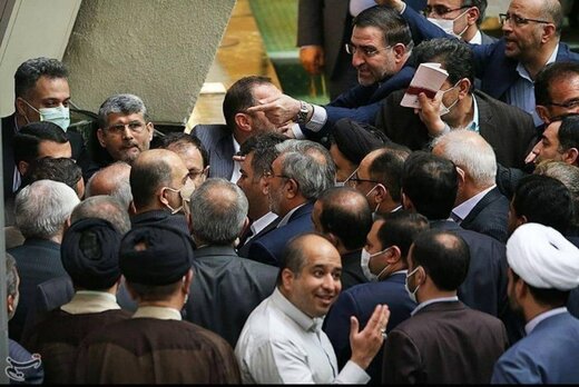 هشدار درباره ظهور رادیکالیسم در مجلس