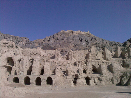 تخت جمشید خشتی کجاست؟