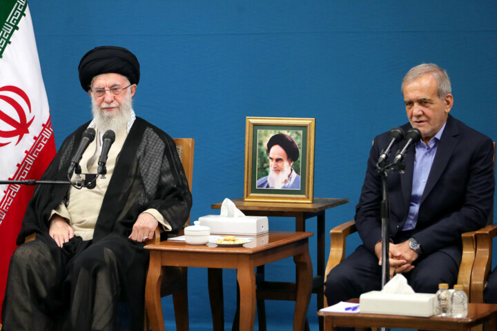 رئیس‌جمهور: کسانی را ببینیم که در این جامعه دیده نمی‌شوند