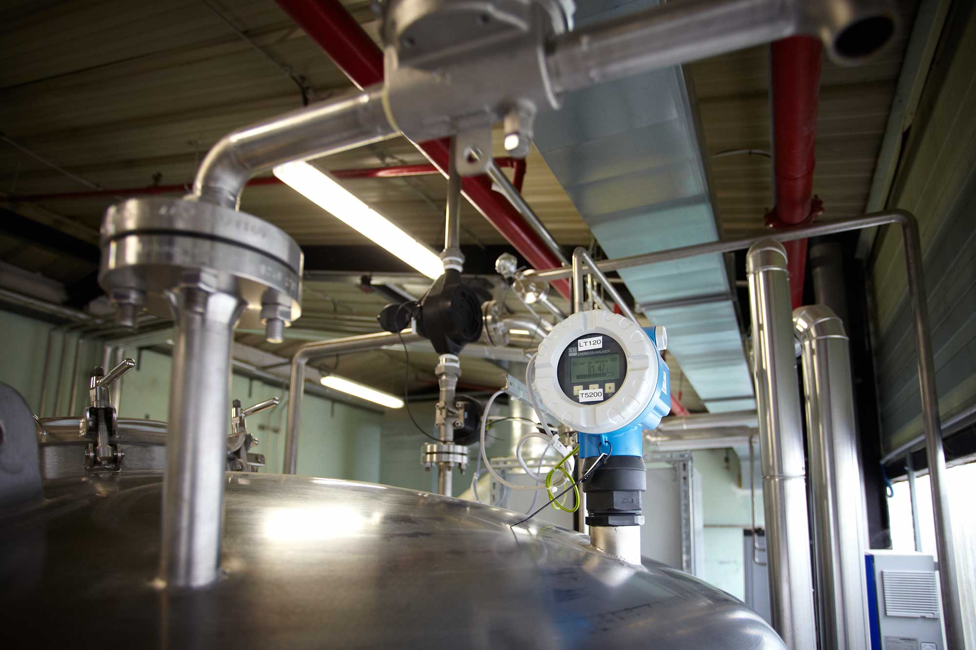 سطح سنج راداری چیست و چگونه کار می‌کند؟