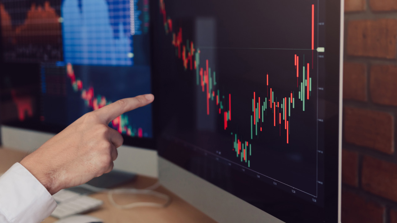 چرا تمرین در حساب آزمایشی برای معامله‌گران تازه‌کار ضروری است؟